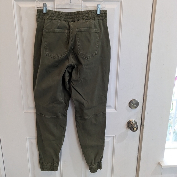 Spanx Stretch Twill Cargo Ankle Joggers - Picture 6 of 6